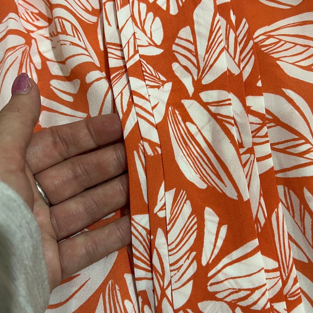 41Hawthorn MEDIUM Breyson Pleat Detail Split Neck Blouse - Stitch Fix Top - Picture 10 of 16